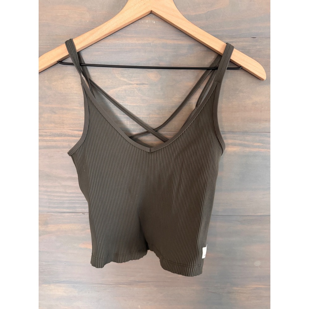 Vuori Rib Crop Tank‎ Olive Green Double Strap V-Neck Ribbed Yoga Top Medium